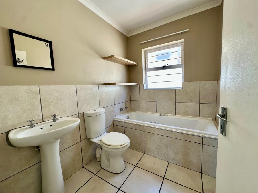 3 Bedroom Property for Sale in Normandie Western Cape
